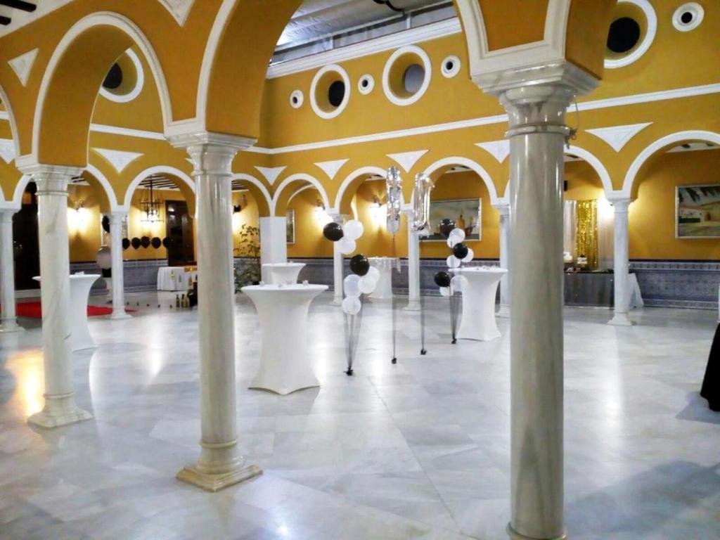 Hotel Puerto De Palos Палос-де-ла-Фронтера Экстерьер фото